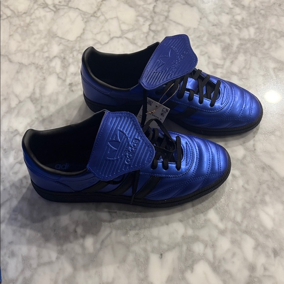 Adidas Women’s Handball Spezial Metallic Black and Blue Sneakers - Picture 7 of 7